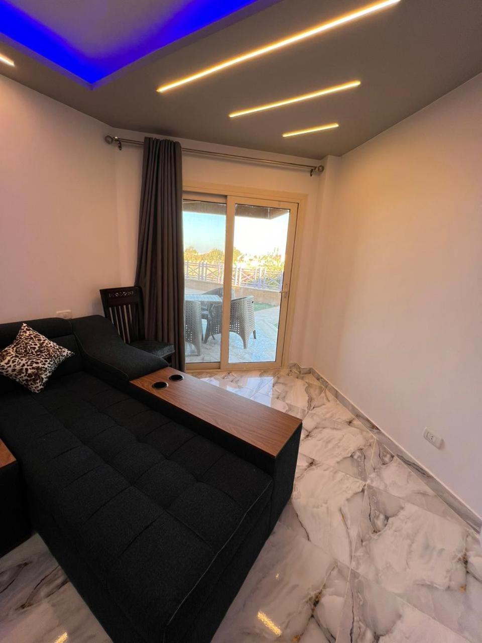 Porto Sokna Water Front Ground Floor Family Only Villa ไอน์ ซกนา ภายนอก รูปภาพ