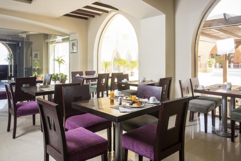 Porto Sokna Water Front Ground Floor Family Only Villa ไอน์ ซกนา ภายนอก รูปภาพ
